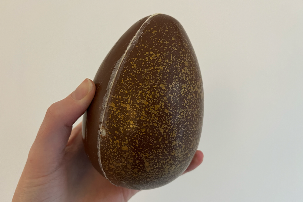 The exterior has a hand-decorated gold speckled design (Alice Reynolds/The Independent)