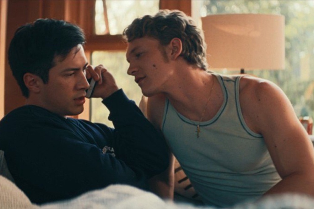 (L-R) Hudson Williams and Connor Storrie lead ‘Heated Rivalry’ as rival gay hockey players (HBO)
