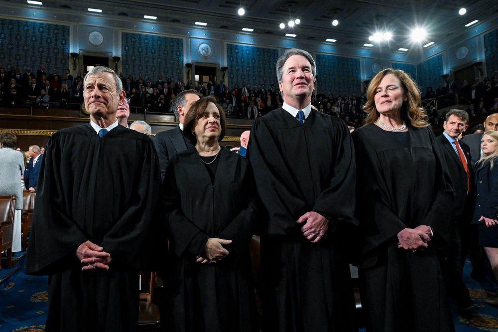 Trump to attend oral arguments in Supreme Court birthright citizenship ...