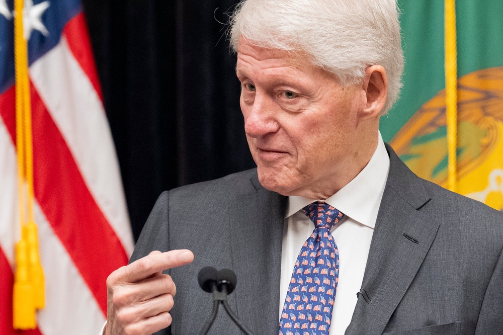 Former President Bill Clinton awarded Coles the Presidential Medal of Freedom in 1998 (AP)