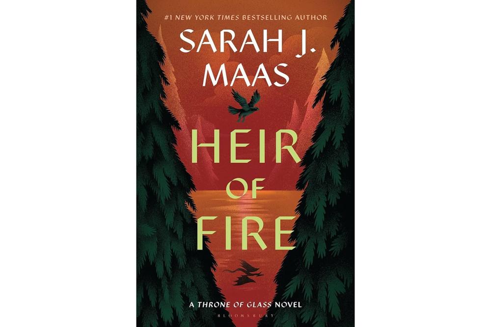 Image from: What order to read the Sarah J Maas books – catch up before the new releases