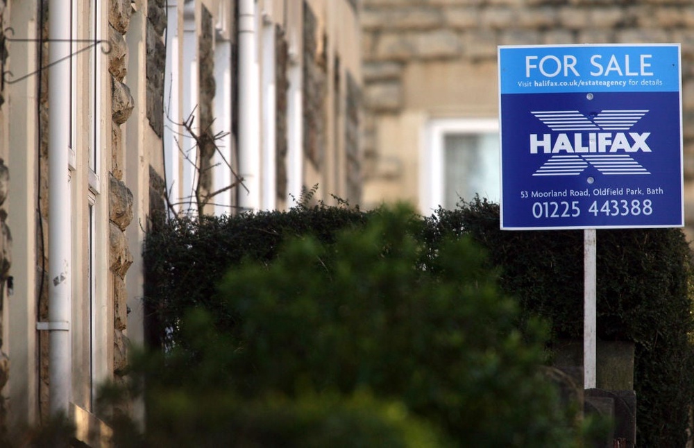 Across the country, the average asking price now stands at £373,971, marking a £2,929 (Getty)