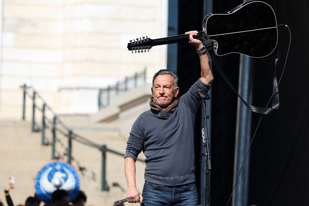 Bruce Springsteen performed ‘Streets of Minneapolis’ during the ‘No Kings’ protest in St. Paul, Minnesota, on March 28, 2026 (Ellen Schmidt/MinnPost via AP)