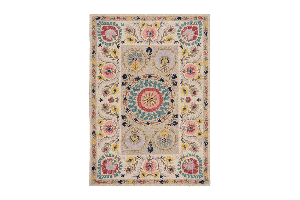 Image from: Best places to buy rugs, according to an interiors expert