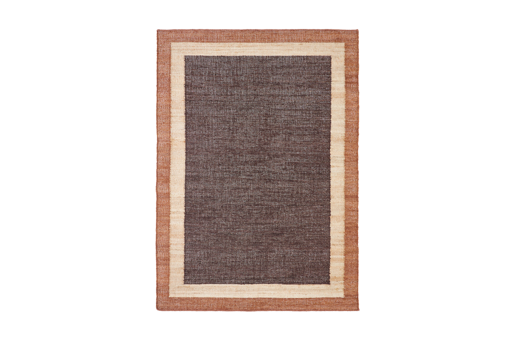 Image from: Best places to buy rugs, according to an interiors expert
