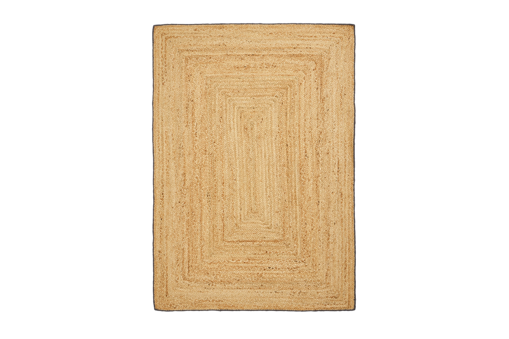 Image from: Best places to buy rugs, according to an interiors expert