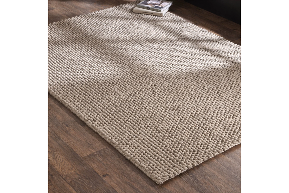 Image from: Best places to buy rugs, according to an interiors expert