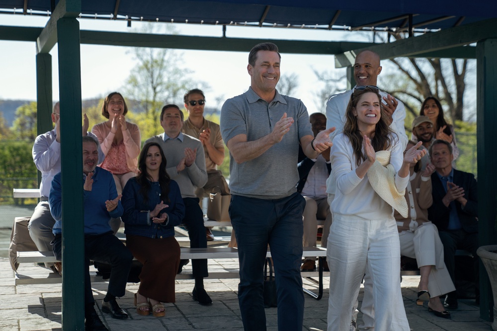 Jon Hamm and Amanda Peet co-star in Apple TV+’s crime caper dark comedy 'Your Friends & Neighbors' (Apple TV+)