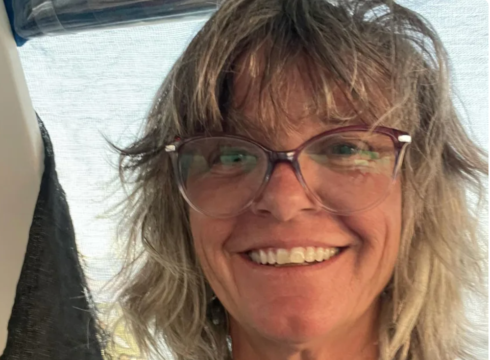 Brian Hooker told police he and his wife, Lynette, were traveling in a motorboat on the eastern end of the Bahamas when she fell overboard on April 4 (Facebook/Lynette Hooker)