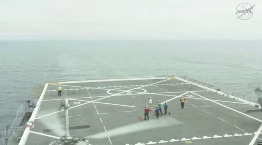 A view aboard the USS John P. Murtha on 10 April, 2026 (Nasa)