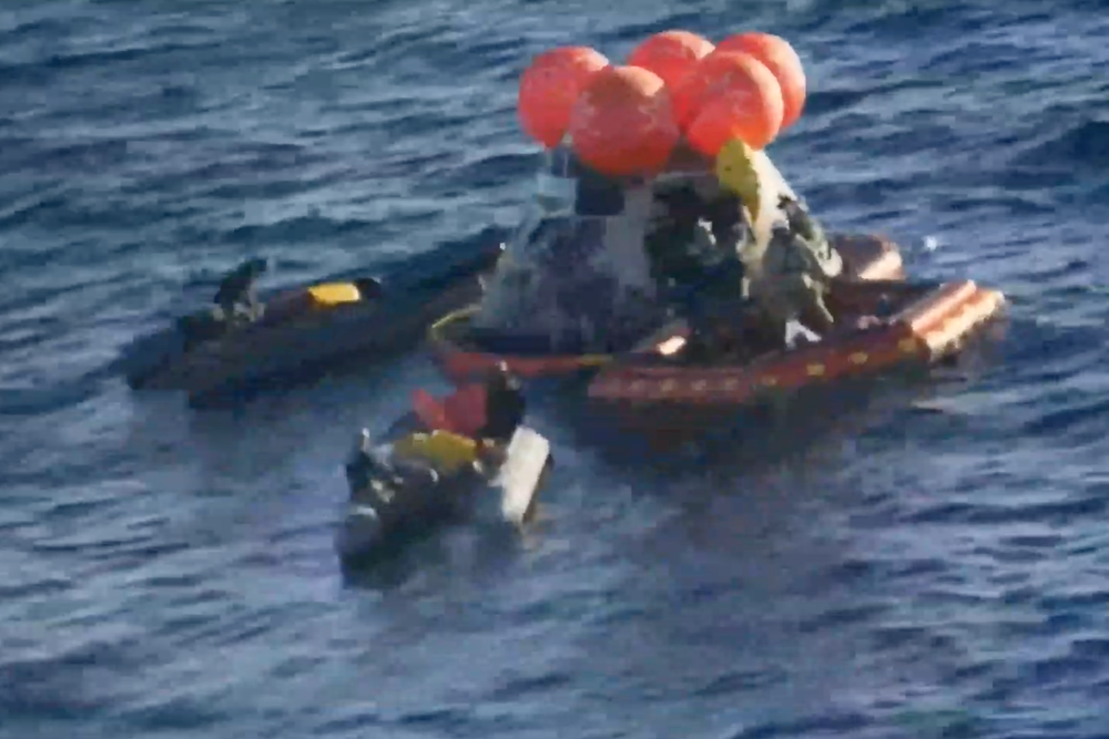The inflatable 'front porch' is rolled out to receive the Artemis II astronauts. (NASA via YouTube)