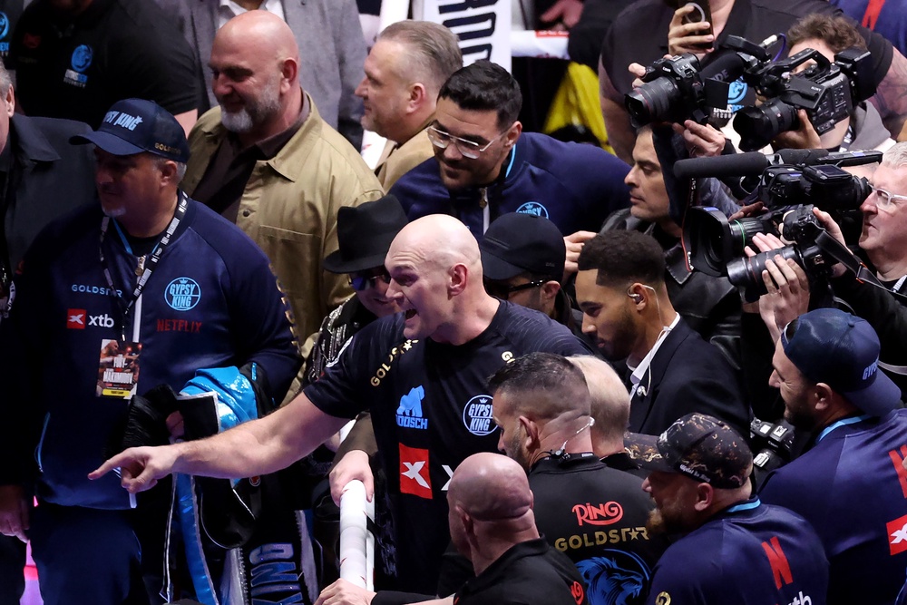 Image from: Fury vs Makhmudov LIVE: Results and reaction after Joshua makes statement on next fight