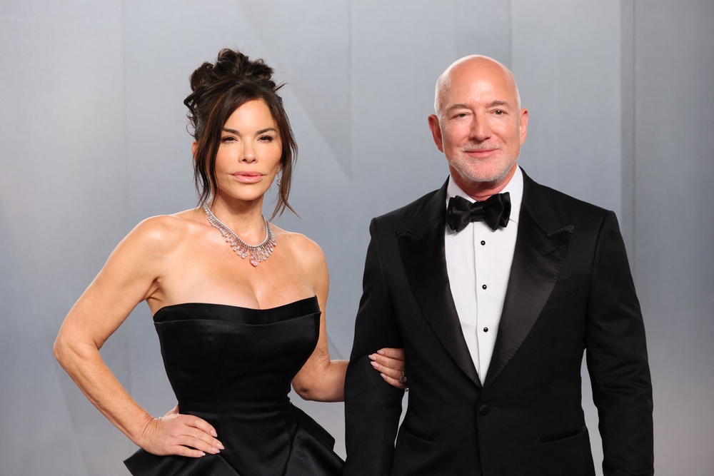 Billionaire couple Jeff Bezos and Lauren Sánchez Bezos are not just attending this year’s Met Gala — they are playing a central financial and organizational role, serving as serving as lead sponsors and honorary co-chairs (AFP/Getty)