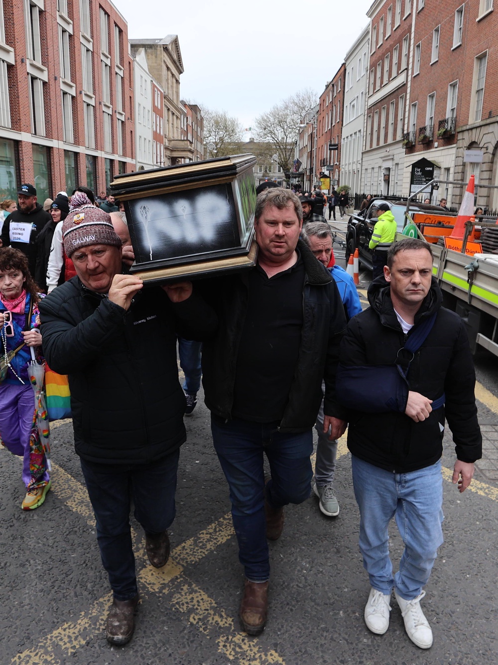 Fuel protesters on Dawson Street in Dublin (Liam McBurney/PA) (PA Wire)
