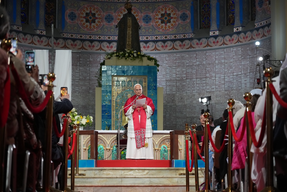 Pope Leo XIV meets the Algerian Community in the Basilica of Our Lady of Africa in Algiers (AP)