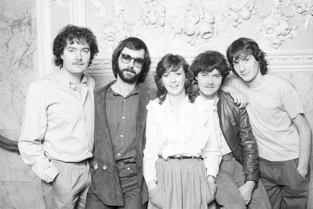 Noel Duggan, Ciaran Brennan, Moya Brennan, Padraig Duggan and Paul Brennan in 1982 (Getty)