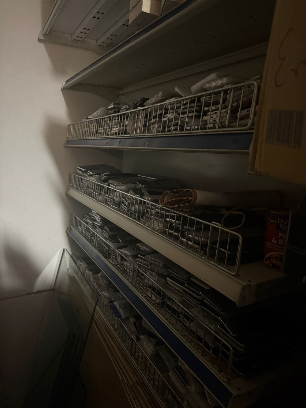 More than a thousand phones were stacked on shelves (Metropolitan Police)