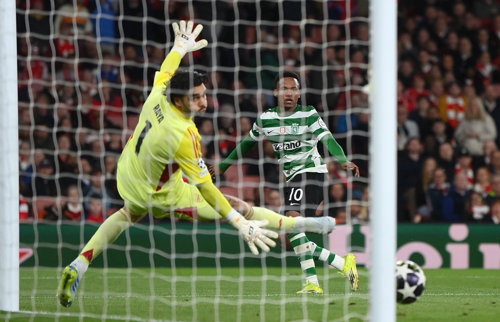 Geny Catano came agonisingly close to equalising for Sporting (Getty)
