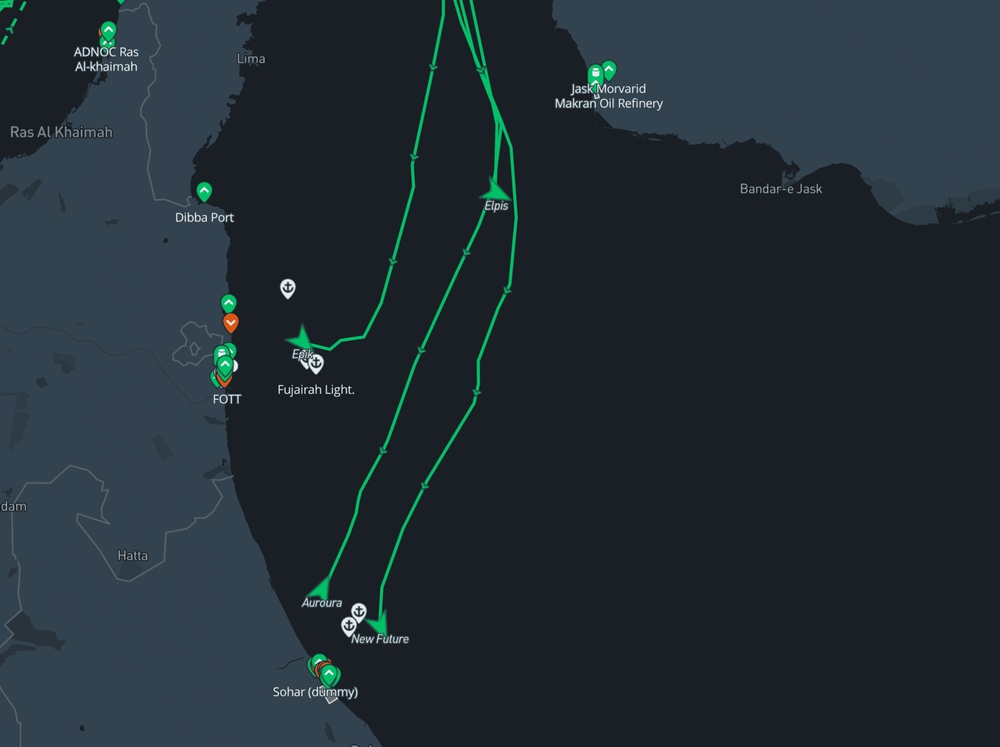 Four ships carrying Iranian crude oil are idling in the Gulf of Oman since before the US blockade in a map of maritime activity dated 15 April (Kpler)