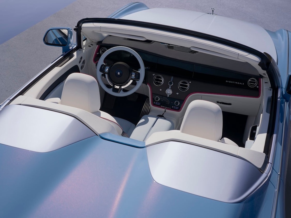 The interior of the Rolls-Royce Project Nightingale features 10,500 illuminated elements inspired by the soundwaves of birdsong (Rolls-Royce)