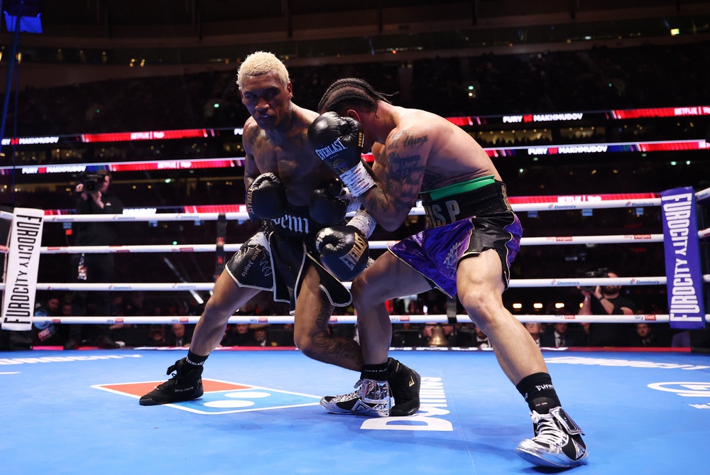 Benn hurt Regis Prograis badly on one occasion but could not find a finish (Getty)