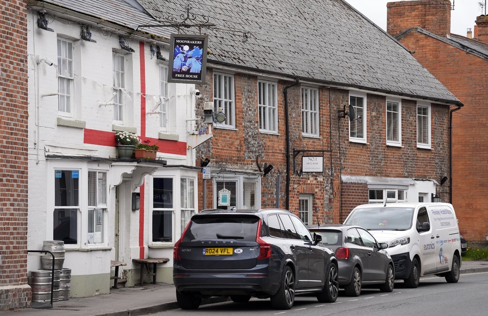 Councillors voted to allow the cross (Andrew Matthews/PA) (PA Wire)