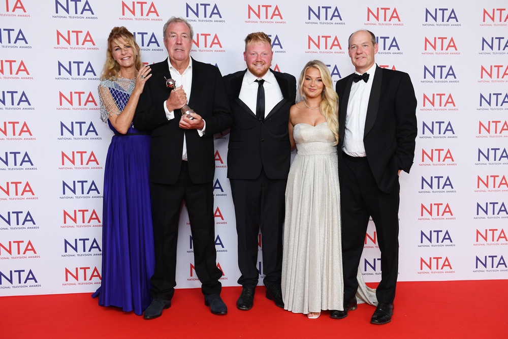 Cooper (centre) with the stars of ‘Clarkson’s Farm’ (Getty)