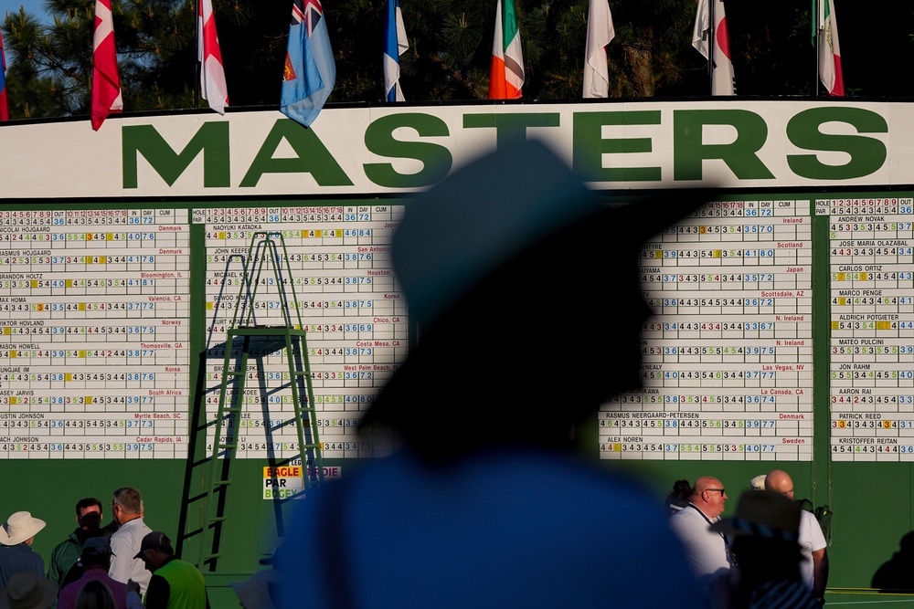 Patrons arrive for the second round of the Masters golf tournament . (AP)