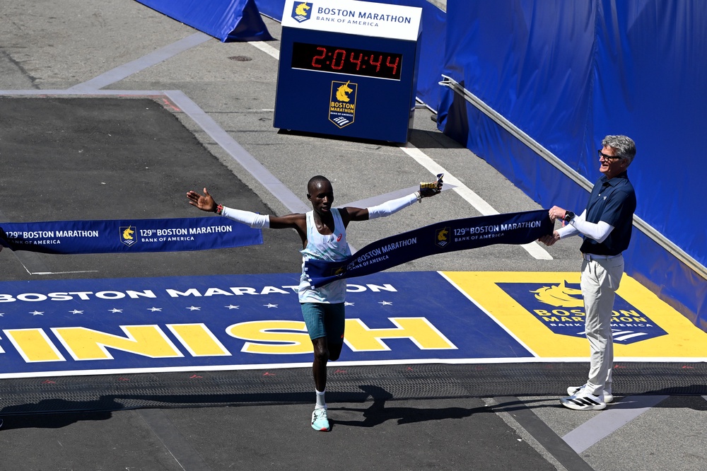 John Korir won the men's race last year (Getty)