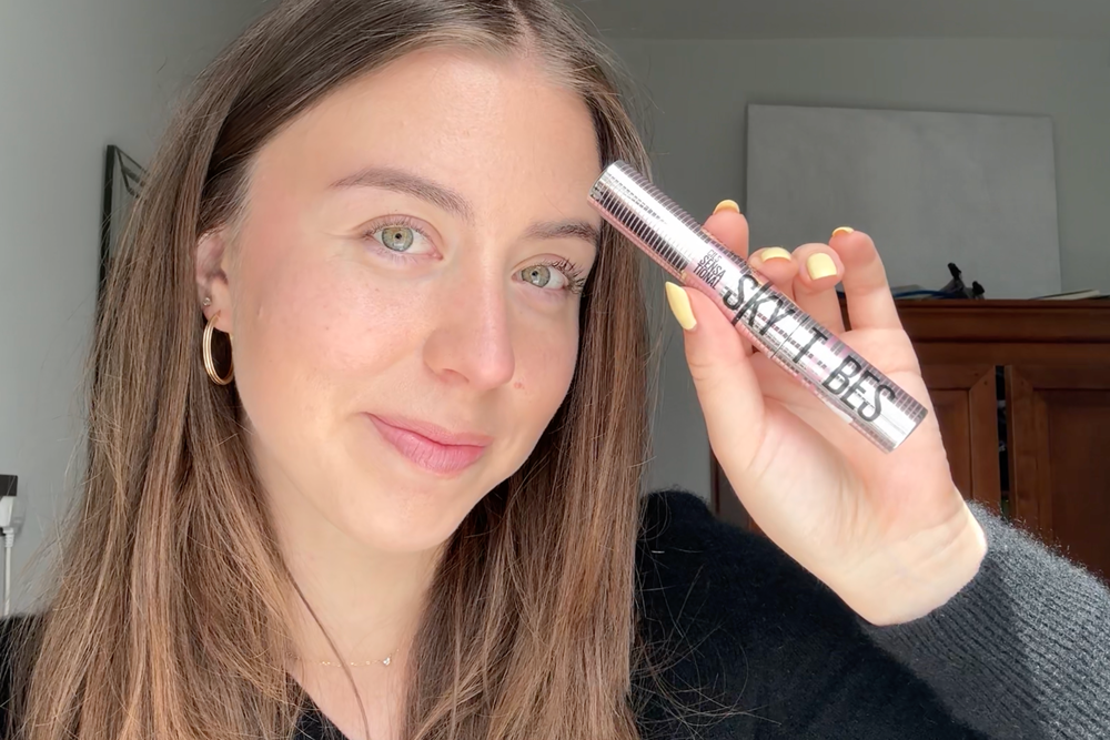 The formula fixed my lashes perfectly in place (Niki Cottrell)