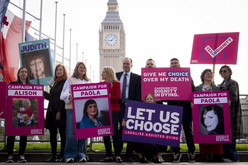 Supporters of the Terminally Ill Adults (End of Life Bill) (Aaron Chown/PA) (PA Wire)