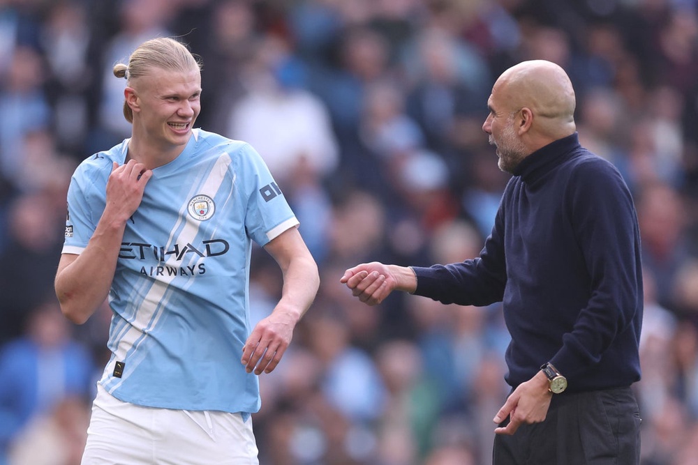 Image from: Burnley vs Manchester City LIVE: Haaland clatters post as visitors lead in crucial clash for both top and bottom of Premier League table