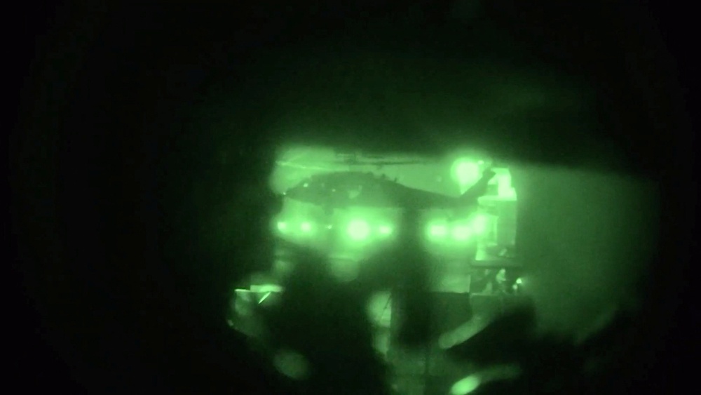 US troops in a helicopter (U.S. Central Command/X)