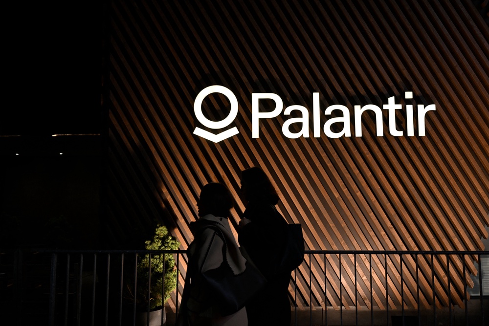 Palantir is still involved in the bidding process for a contract with the Met, which is set to be decided in the spring. (AFP/Getty)