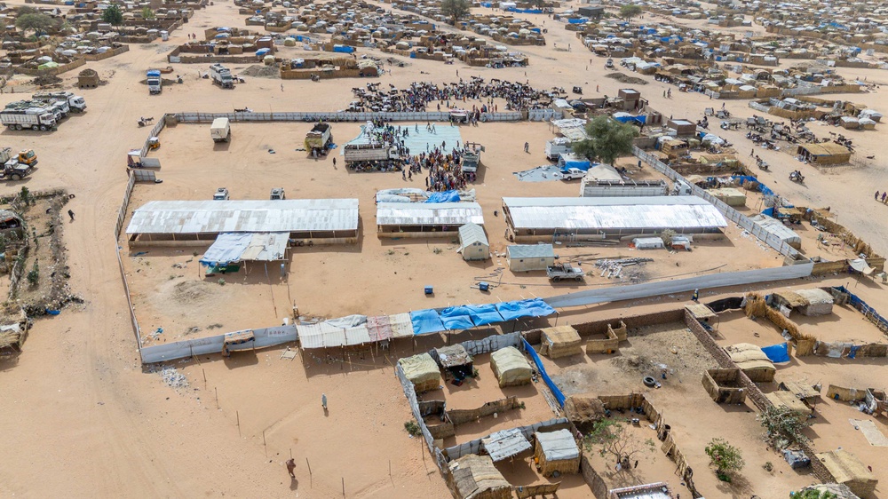A drone view of the food and nutrition distribution site for refugees in Ouaddai, Chad (WFP/Arete/Salamon Djek)