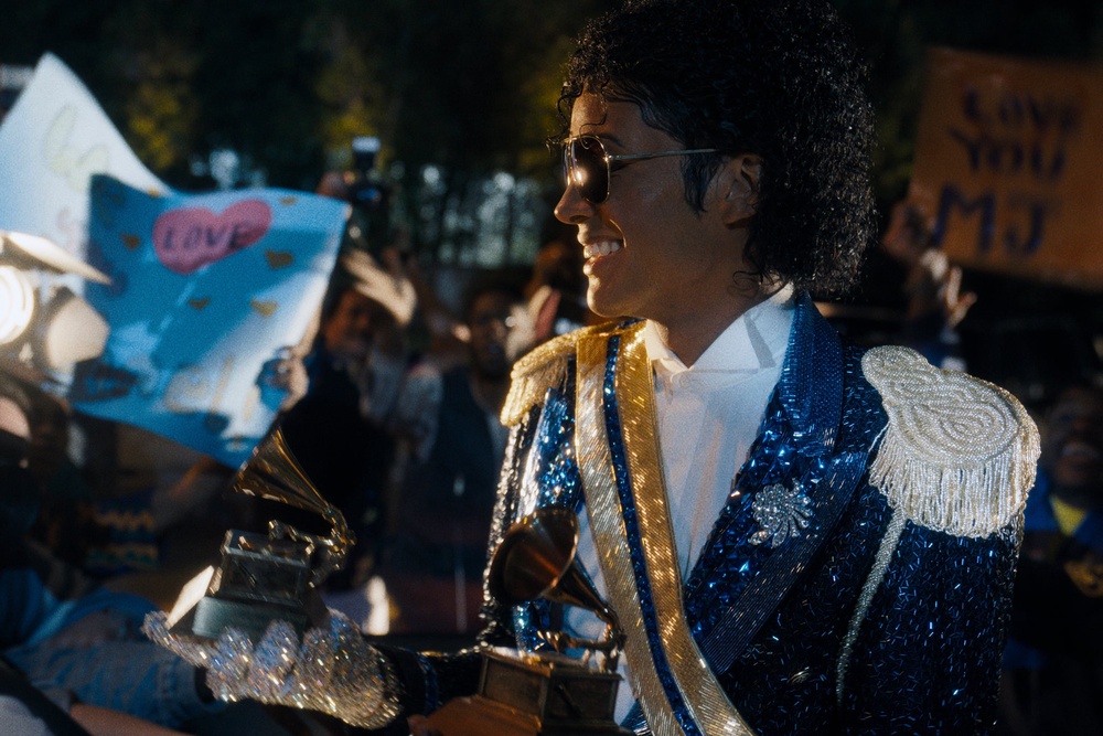 Jaafar Jackson as the King of Pop, Grammy in hand, in ‘Michael’ (Lionsgate)