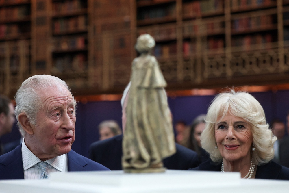 Charles and Camilla viewed the final design for a memorial to Queen Elizabeth II (Toby Melville/PA) (PA Wire)