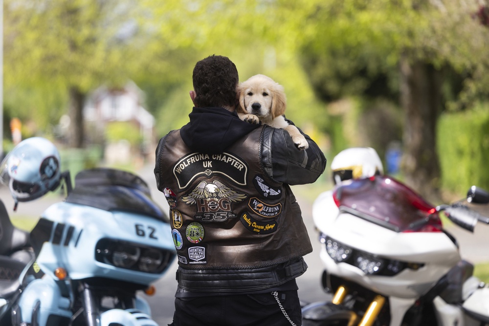 Kian with Harley-Davidson rider Dave Brace in Kidderminster (Fabio De Paola/PA Media Assignments) (PA Wire)