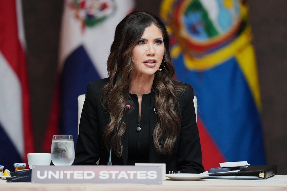 Kristi Noem's purse was stolen while she was dining at a restaurant with her family last year (POOL/AFP via Getty Images)