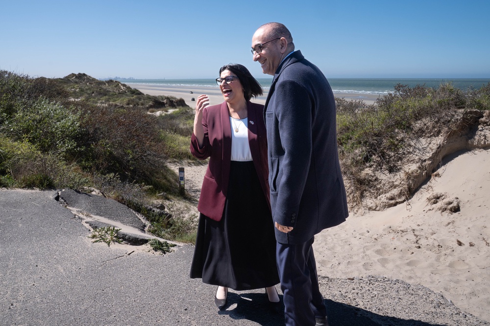 Home Secretary Shabana Mahmood talks with French interior minister Laurent Nunez at Zuydcoote in northern France (Stefan Rousseau/PA) (PA Wire)