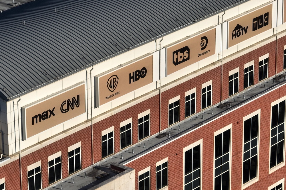 CNN would join Paramount-owned CBS under the same corporate umbrella. This would unite two of America’s most prominent television news brands, though it remains unconfirmed whether CNN would continue to operate as a separate entity from CBS. (Getty Images)