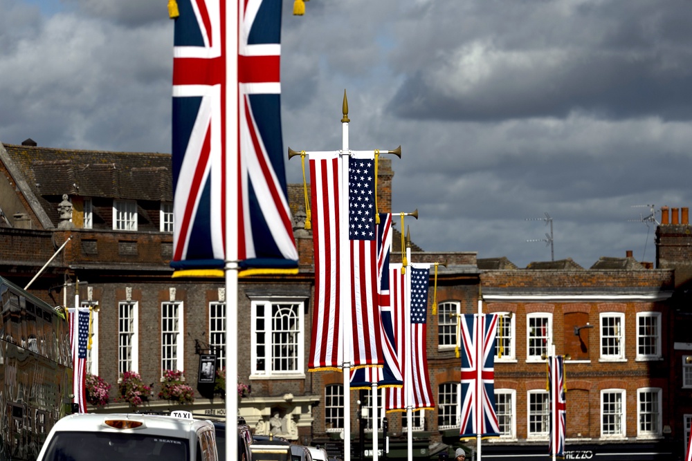 A view of United Kingdom and the United States of America flags flying in Windsor (Jordan Pettit/PA) (PA Archive)