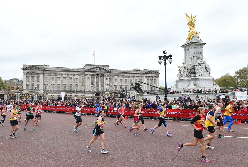 London Marathon LIVE: Sabastian Sawe makes history with first marathon ...