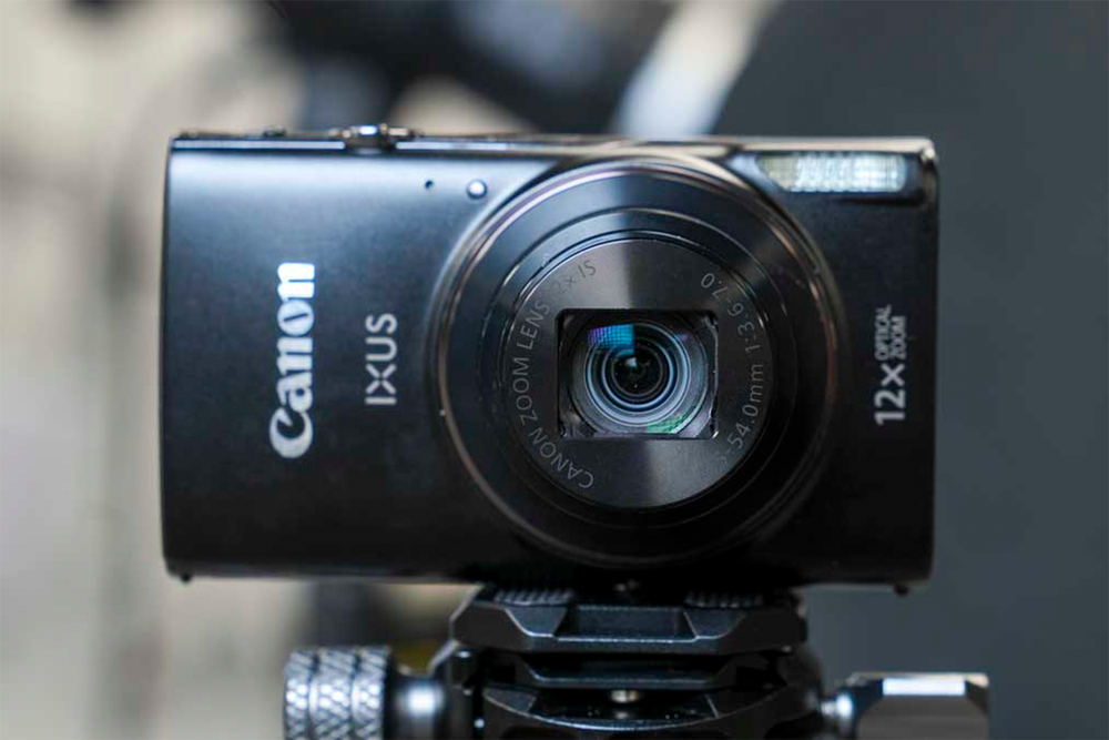 Image from: 7 best compact cameras for vlogging and travel