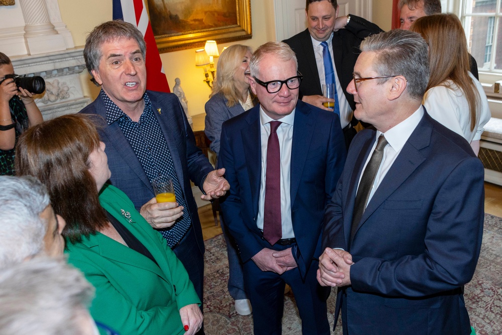 Labour mayors Steve Rotheram and Richard Parker with Sir Keir Starmer (Getty)