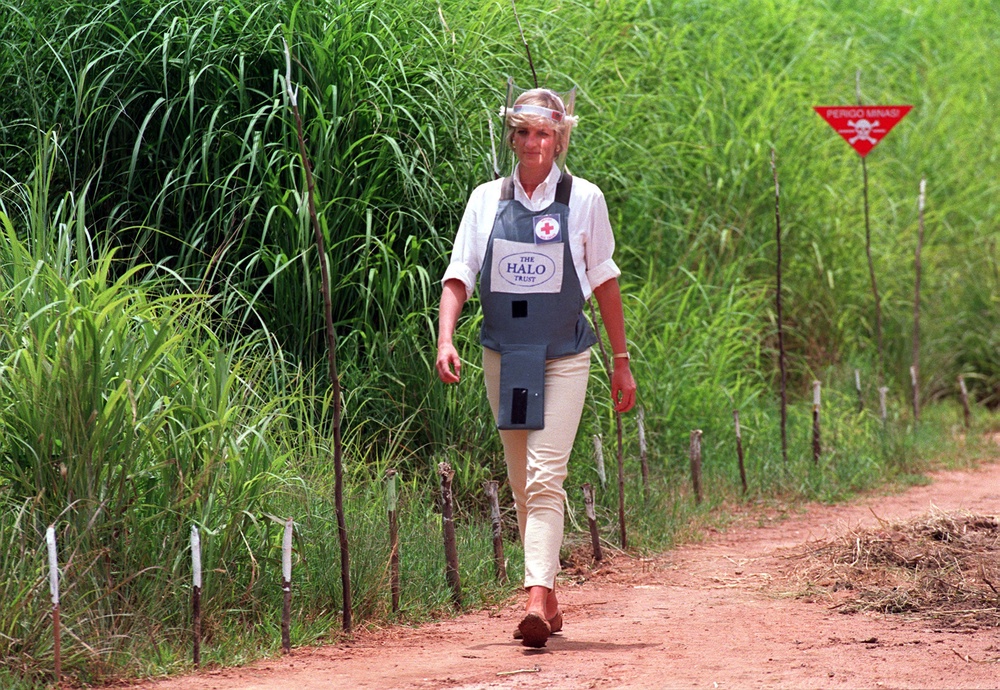 Diana visited a minefield in Angola in 1997 (John Stillwell/PA) (PA Archive)
