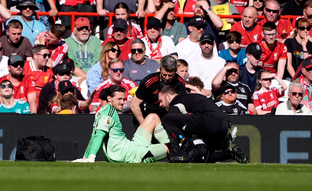 Freddie Woodman was injured during Crystal Palace’s goal (PA)