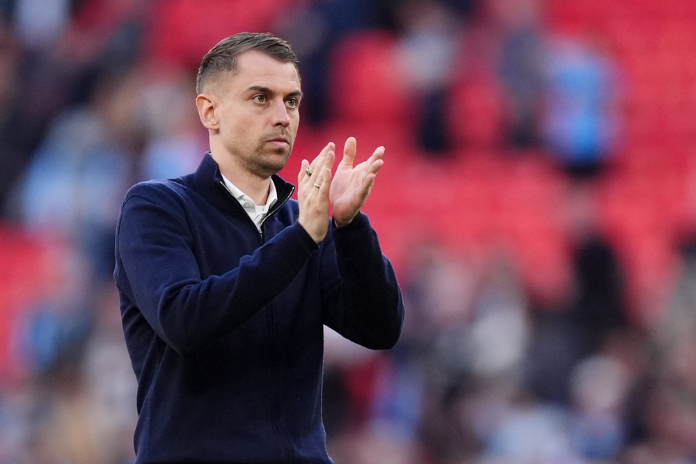 Southampton manager Tonda Eckert applauds the fans (Mike Egerton/PA) (PA Wire)
