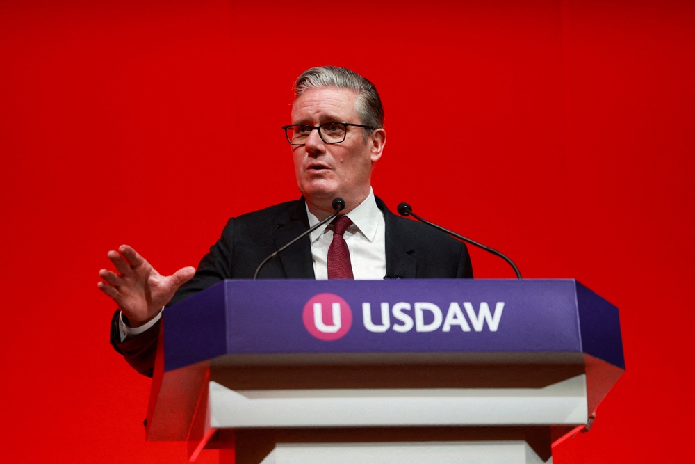 Sir Keir Starmer has told people not to “panic” over the economic impact of the Iran war (Reuters)