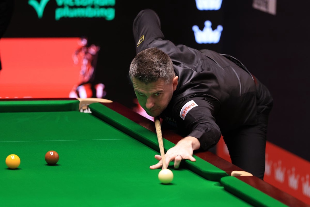 Image from: Ronnie O’Sullivan v John Higgins LIVE: Result from final-frame decider as rivals deliver World Snooker Championship thriller